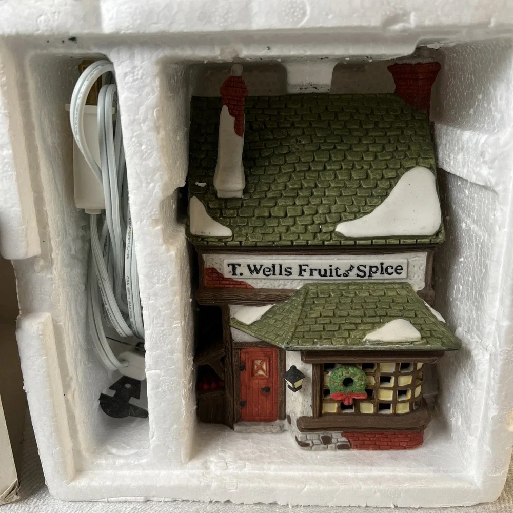 Vtg 1988 Dept 56  T. Wells Fruit And Spice Shop Heritage Village Collection 5924